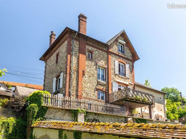 Maison 7 pièces 147 m²