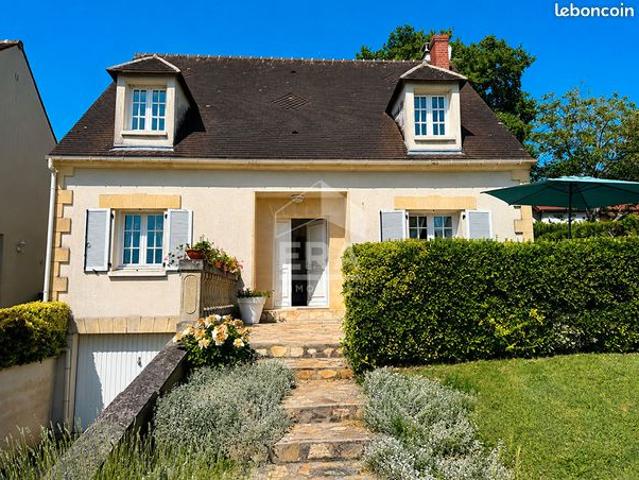 Maison 7 pièces 147 m²