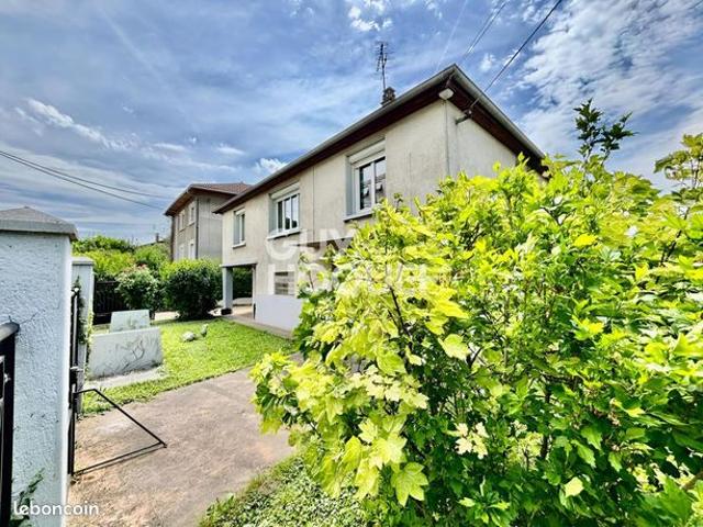 Maison 7 pièces 147 m²
