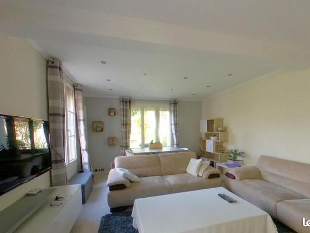 Maison 7 pièces 147 m²