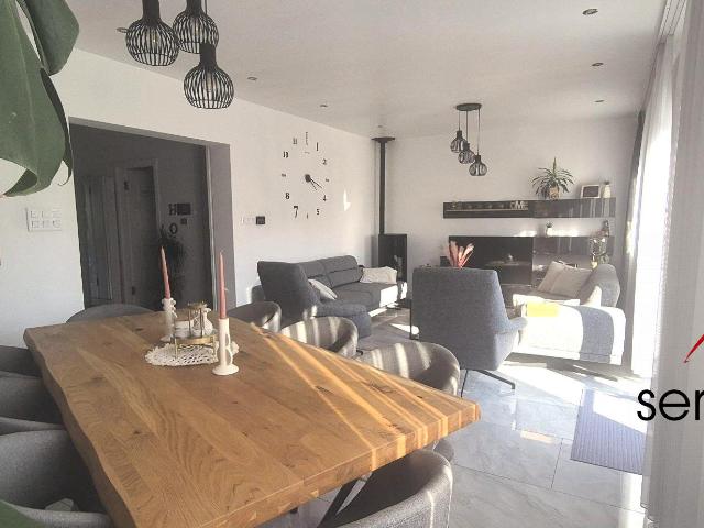 Maison 7 pièces 180 m²