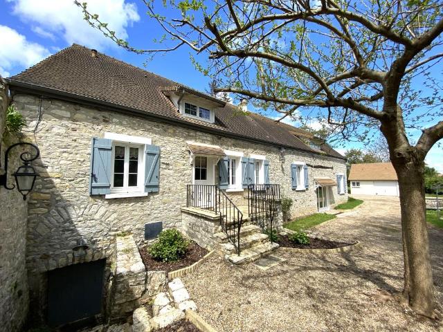 Maison 7 pièces 147 m²