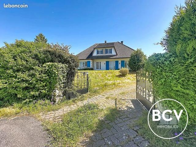 Maison 7 pièces 147 m²
