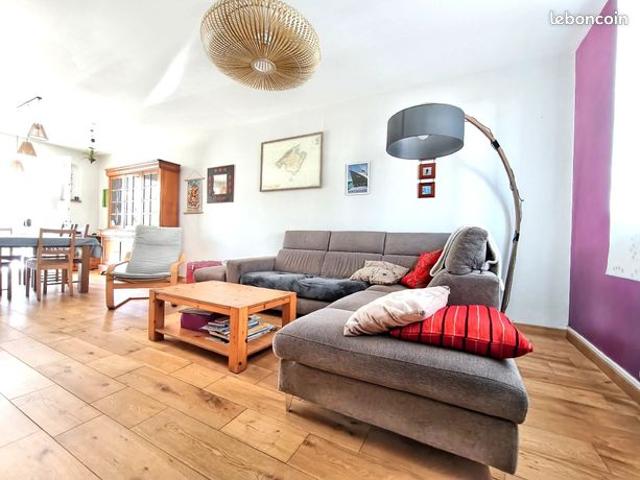 Maison 7 pièces 147 m²