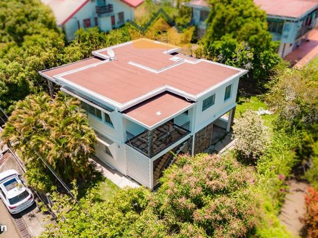 Maison 7 pièces 147 m²
