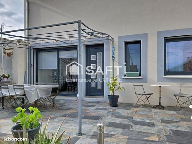 Maison 7 pièces 147 m²