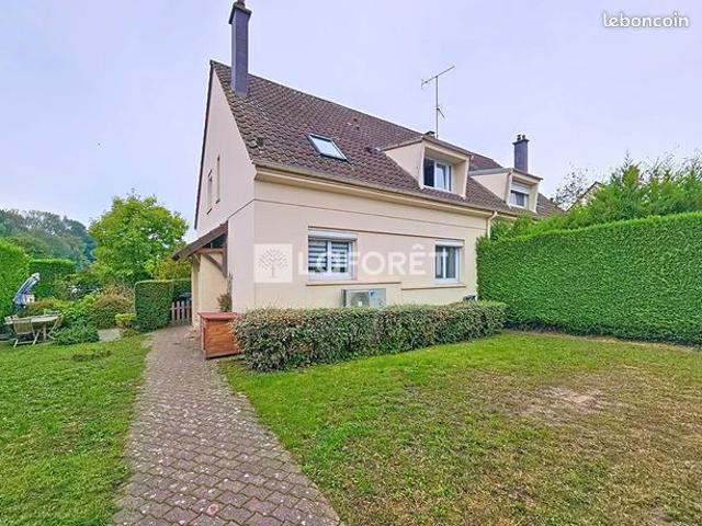 Maison 7 pièces 147 m²