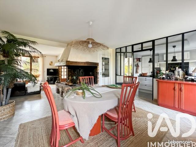 Maison familiale 7 pièces 147 m²