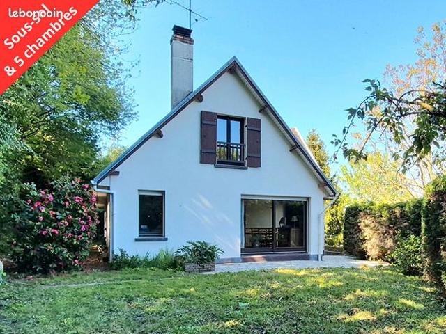 Maison 7 pièces 147 m²
