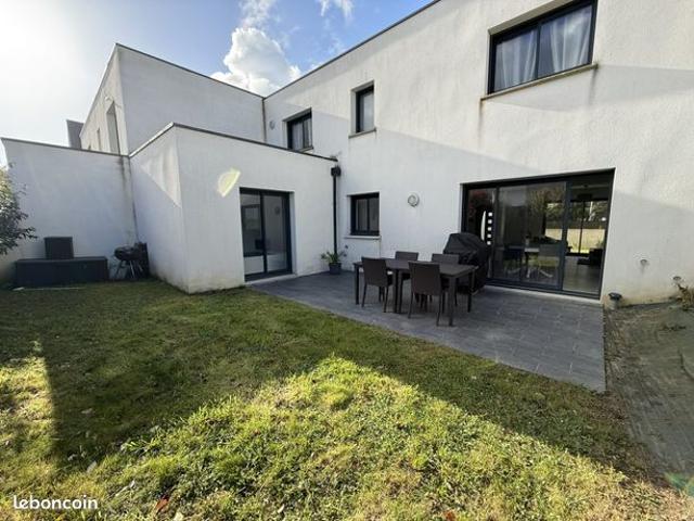 Maison 7 pièces 147 m²