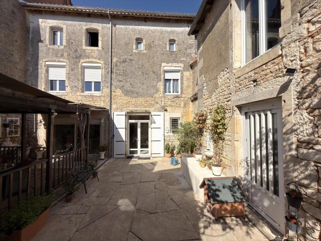 Maison 7 pièces 147 m²