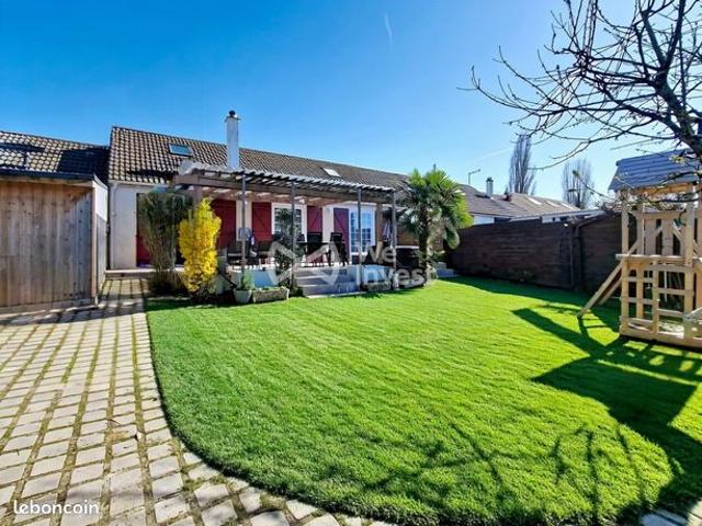Maison 7 pièces 147 m²