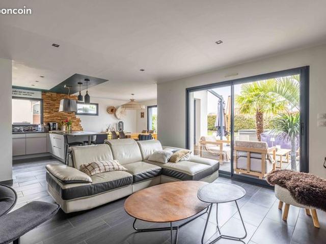Maison 7 pièces 147 m²
