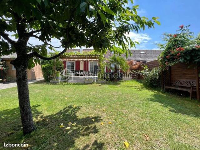 Maison 7 pièces 147 m²
