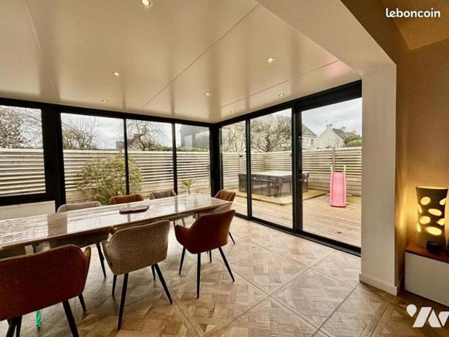 Maison 7 pièces 148 m²