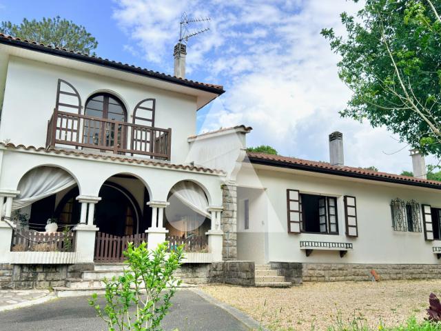 Maison 7 pièces 148 m²