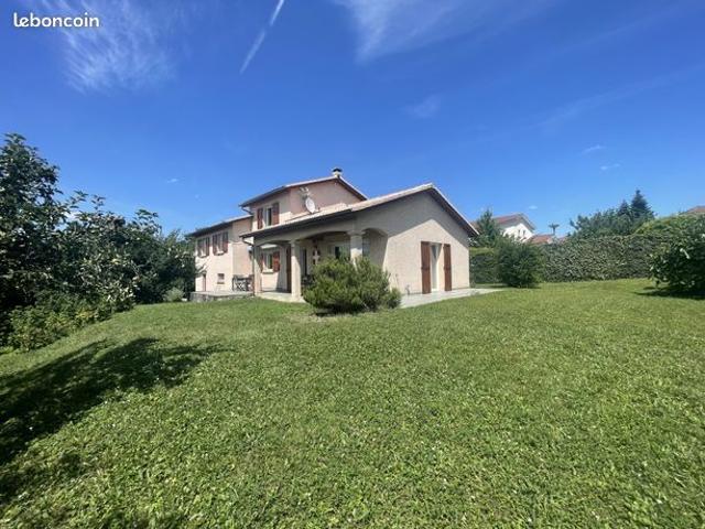 Maison 7 pièces 148 m²