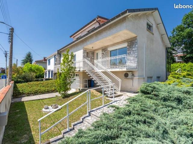 Maison 7 pièces 148 m²