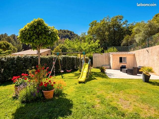 Maison 7 pièces 148 m²