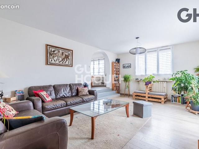 Maison 7 pièces 148 m²