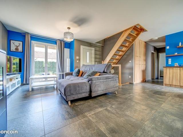 Maison 7 pièces 148 m²
