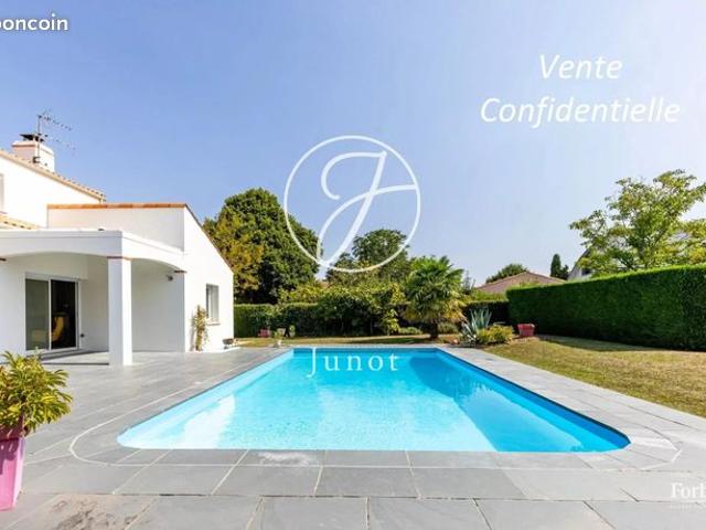 Maison 7 pièces 148 m²