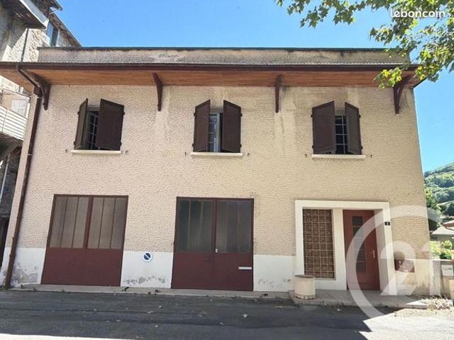 Maison 7 pièces 148 m²
