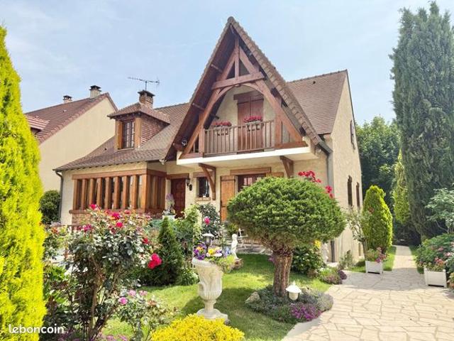 Maison 7 pièces 148 m²