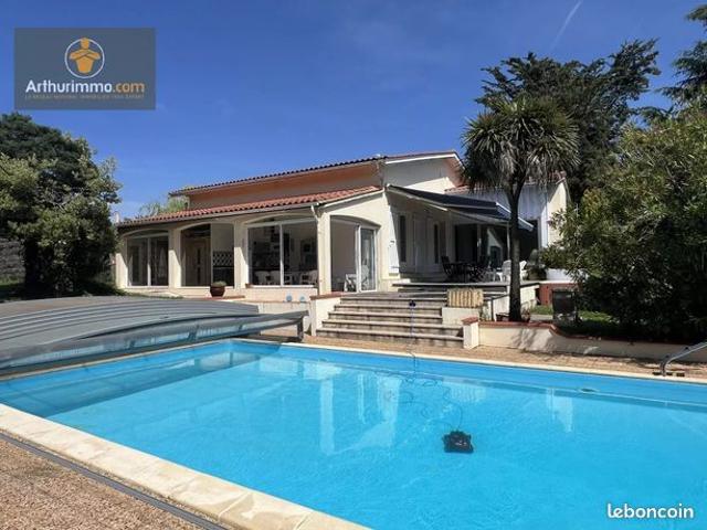 Maison 7 pièces 149 m²