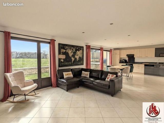 Maison 7 pièces 149 m²