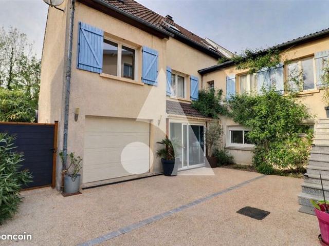 Maison 7 pièces 149 m²