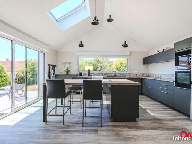 Maison 7 pièces 140 m²