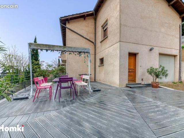 Maison 7 pièces 140 m²