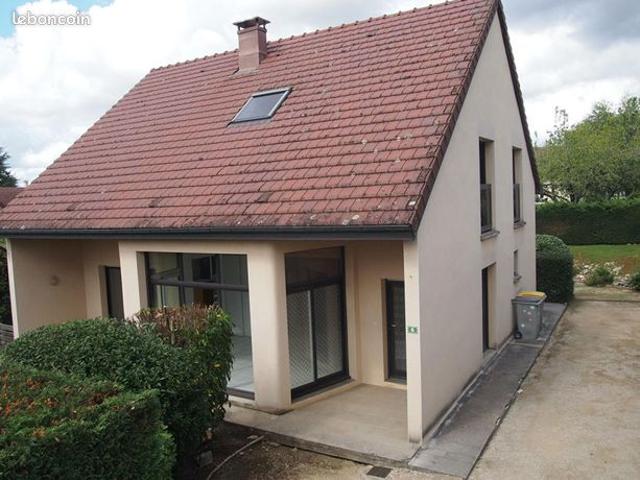 Maison 7 pièces 140 m²