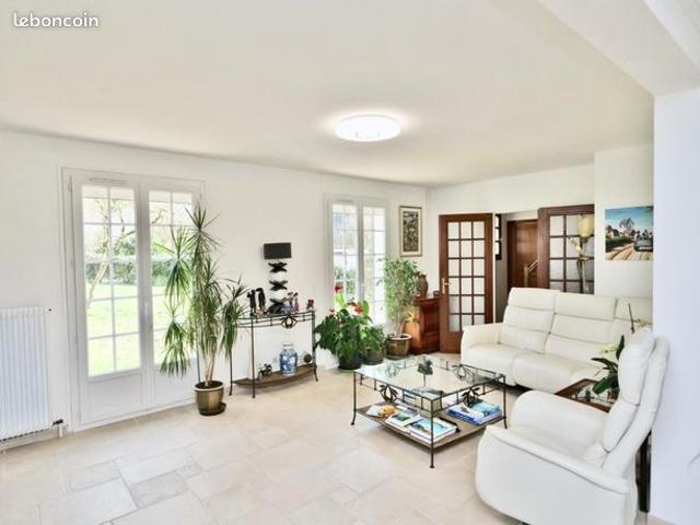 Maison 7 pièces 140 m²