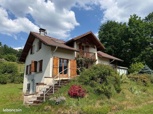 Maison 7 pièces 140 m²