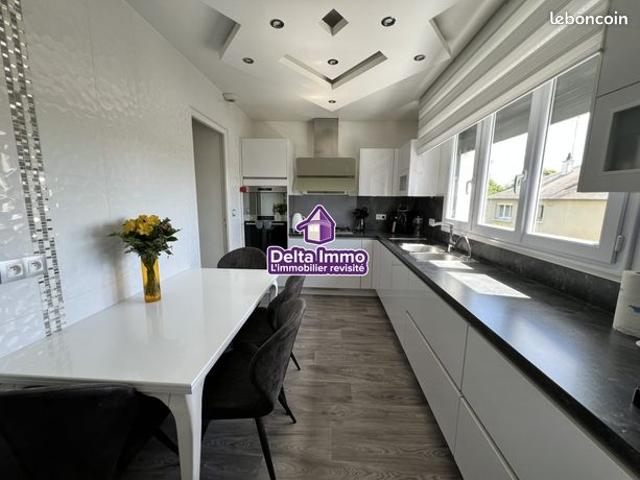 Maison 7 pièces 140 m²