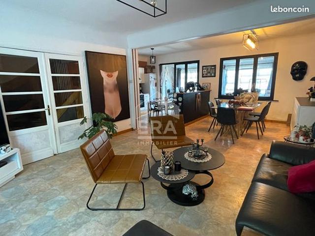 Maison 7 pièces 140 m²