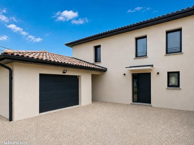 Maison 7 pièces 140 m²