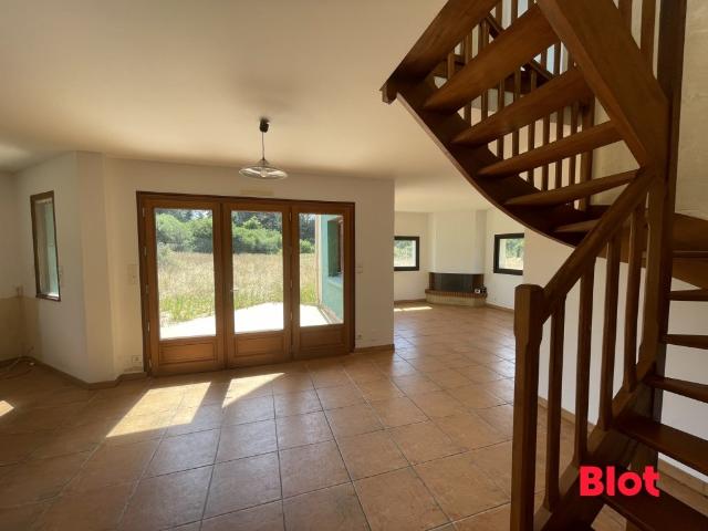 Maison 7 pièces 140 m²