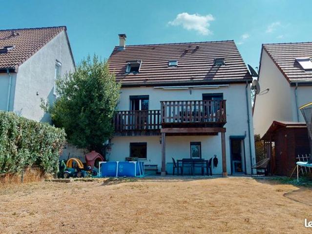 Maison 7 pièces 140 m²