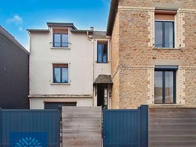 Maison 7 pièces 140 m²