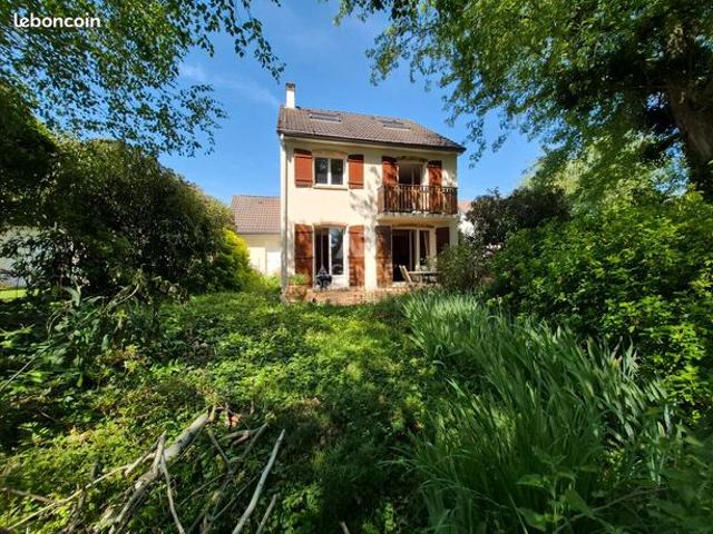 Maison 7 pièces 140 m²