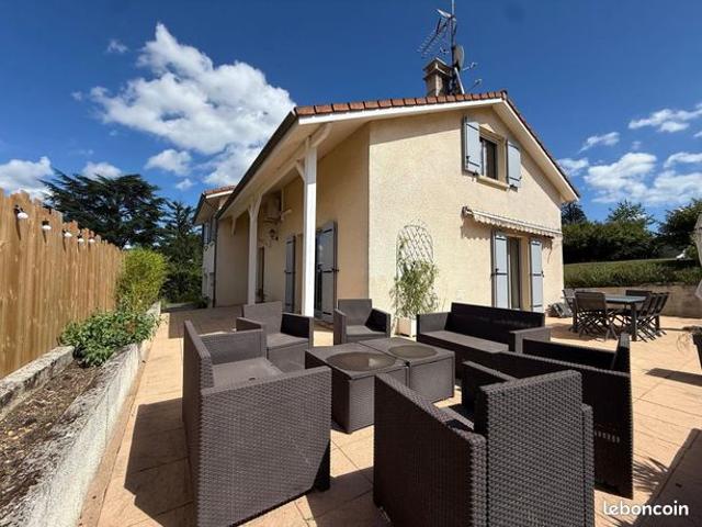 Maison 7 pièces 140 m²