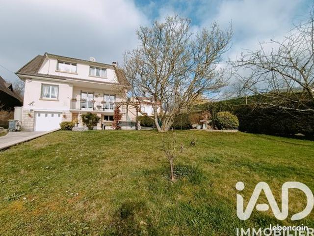 Maison familiale 7 pièces 140 m²