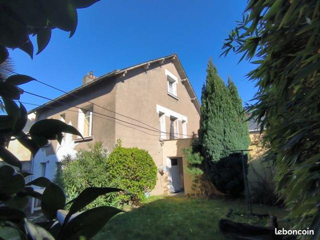 Maison 7 pièces 140 m²