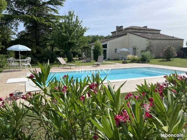 Maison 7 pièces 140 m²