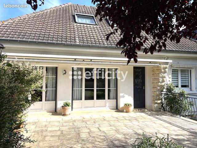 Maison 7 pièces 140 m²