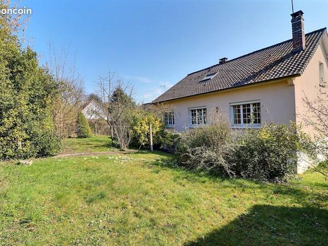 Maison 7 pièces 140 m²