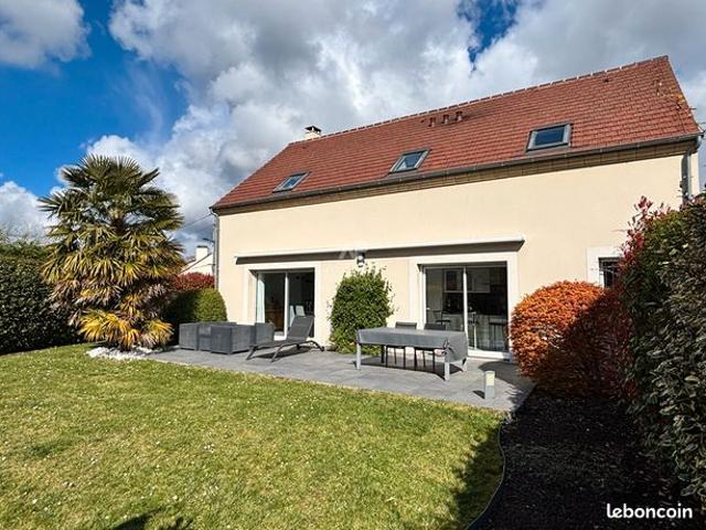 Maison 7 pièces 140 m²